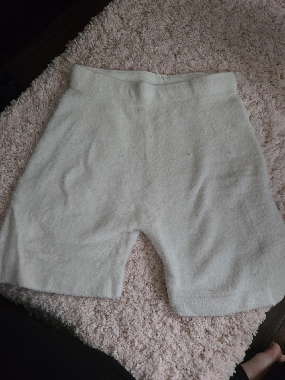 Gymshark Whitney Eyelash Knit Shorts - Skylight White